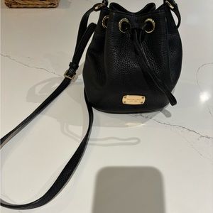 Small black MICHAEL KORS bucket bag